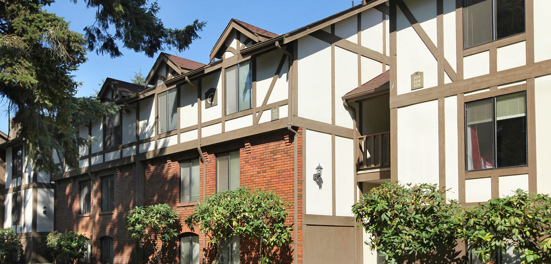 Stratford Arms Apartments for Rent in Kent, WA